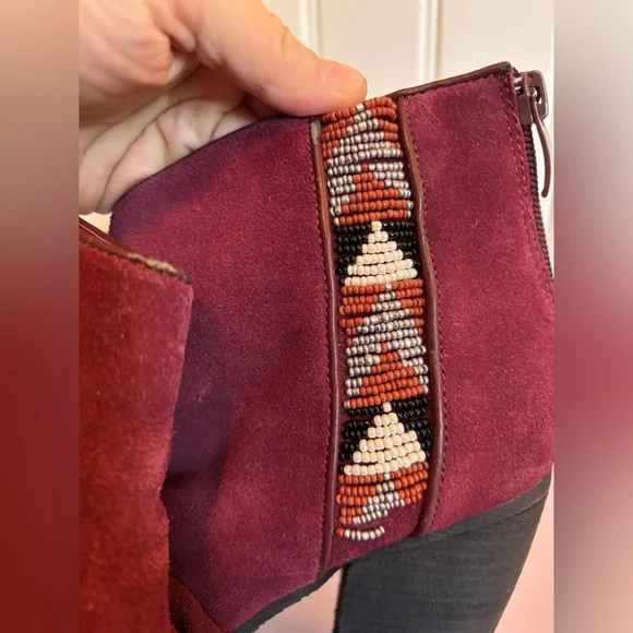 Sbicca Kolli Burgundy Suede Ankle Beaded Boots Booties, Size 8.5 - Picture 3 of 11